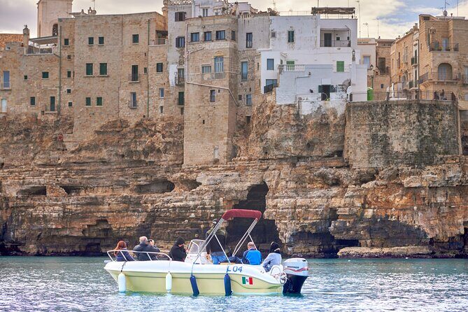 1 Hour and a Half Panoramic Tour of Polignano a Mare by Boat - The Swim Break and Aperitif: Best Use of Your 30 Minutes