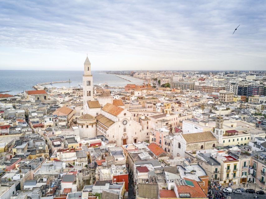 Bari: Guided Walking Tour with A Special Treat - Piazza Ferrarese to Piazza Mercantile: the mood shift in Bari