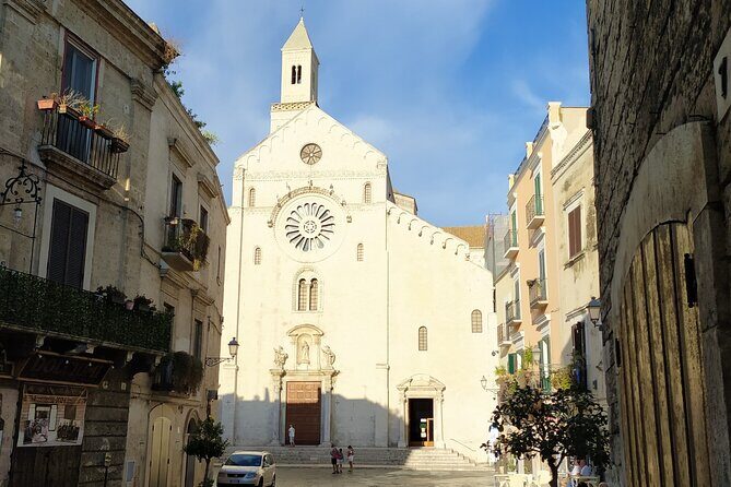Bari Walk Through History - Basilica San Nicola and San Sabino: the crypts are the secret win