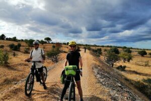 Bike Tour in the Alta Murgia National Park (Pulo of Altamura) - Stop 1: Il Pulo di Altamura and the cave balcony moment