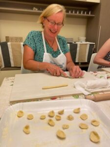 Cooking Class for Pasta Lovers in Polignano a Mare - Meet Stephania in her kitchen