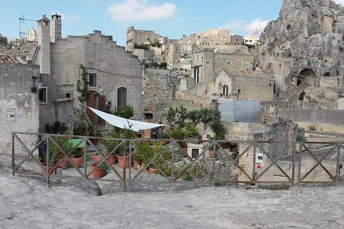 Puglia Full-Day Tour: Bari, Trulli of Alberobello, Castel del Monte and Sassi of Matera - Stop 4: Bari’s Piazza del Ferrarese and the Saint Nicholas area (1 hour)